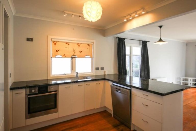 Photo of property in 5 Tower Crescent, Durie Hill, Whanganui, 4500