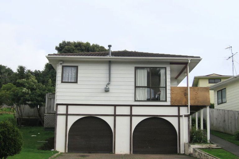 Photo of property in 101 Logie Street, Stokes Valley, Lower Hutt, 5019