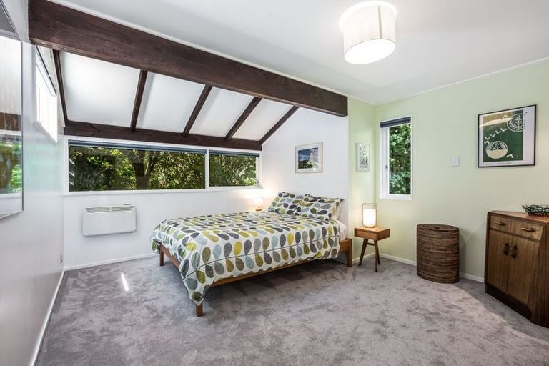 Photo of property in 21 Ferry Road, Days Bay, Lower Hutt, 5013