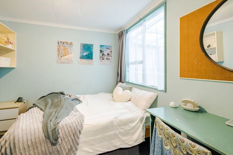 Photo of property in 74 Royal Terrace, Dunedin Central, Dunedin, 9016