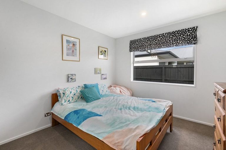 Photo of property in 87 Mcmahon Drive, Aidanfield, Christchurch, 8025