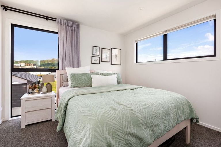 Photo of property in 11 Tokitoki Way, Kenepuru, Porirua, 5022