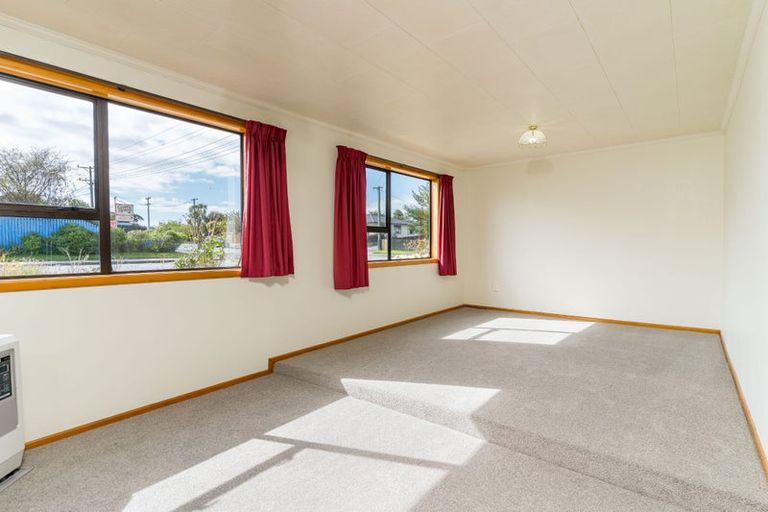 Photo of property in 1 Clark Street, Owaka, 9535