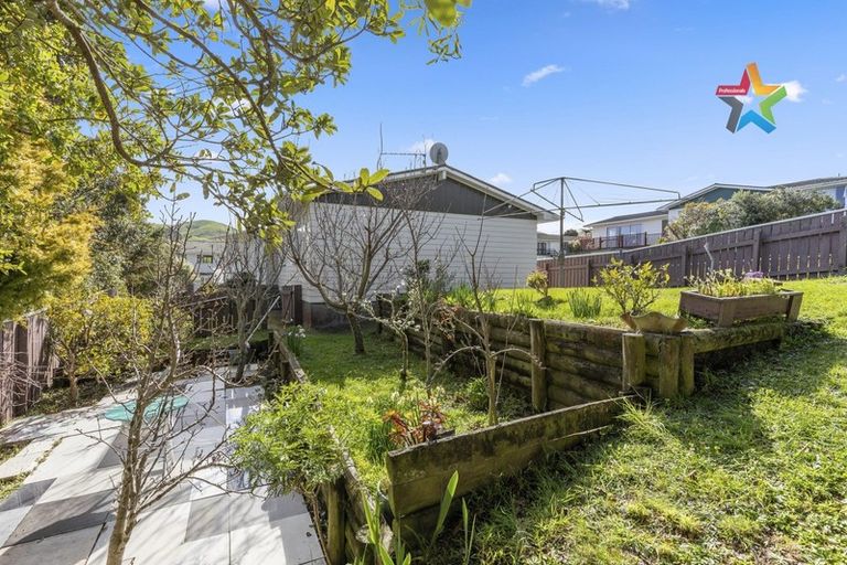Photo of property in 5 Timaru Grove, Kelson, Lower Hutt, 5010