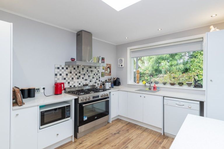 Photo of property in 44 Holdsworth Avenue, Trentham, Upper Hutt, 5018