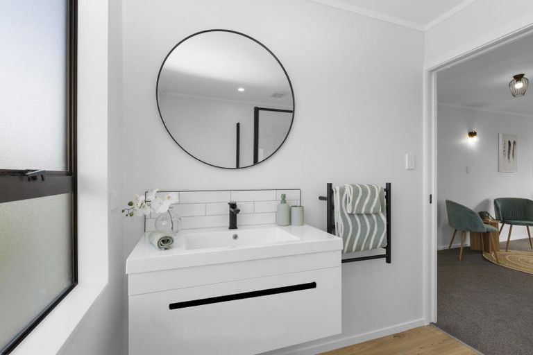 Photo of property in 201 Holborn Drive, Stokes Valley, Lower Hutt, 5019