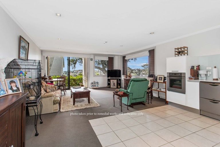 Photo of property in 1a/12 Selwyn Road, Cockle Bay, Auckland, 2014