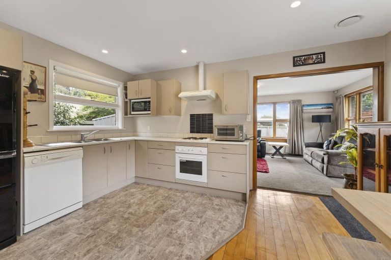 Photo of property in 5 Marshwood Place, Sockburn, Christchurch, 8042