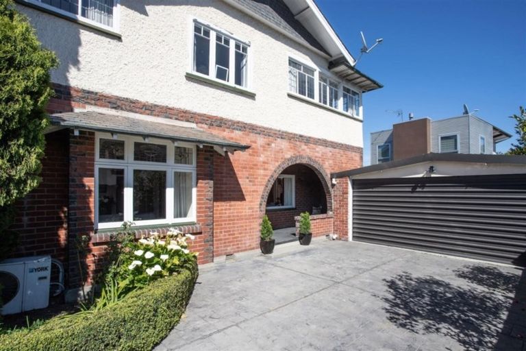 Photo of property in 23 Straven Road, Riccarton, Christchurch, 8011