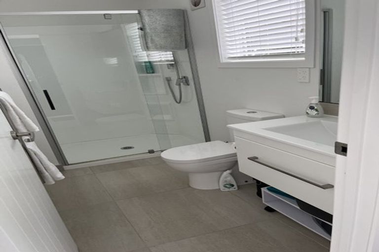 Photo of property in 112b Hibiscus Coast Highway, Red Beach, 0932