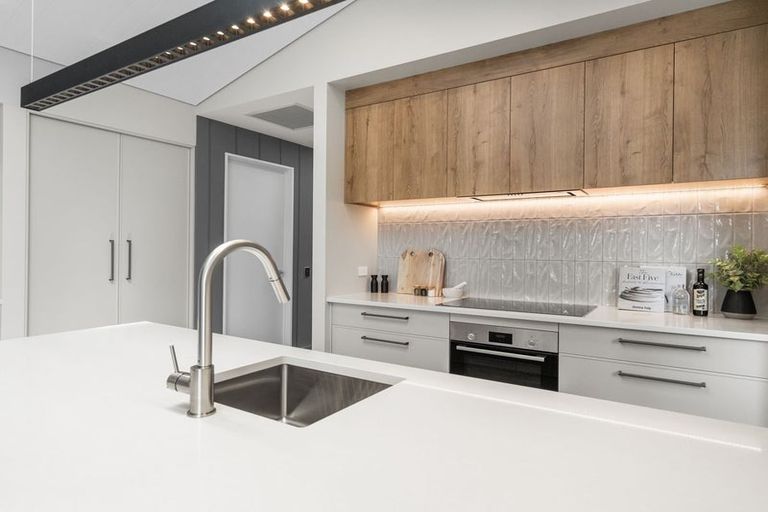 Photo of property in 8 Treedale Street, Belfast, Christchurch, 8051