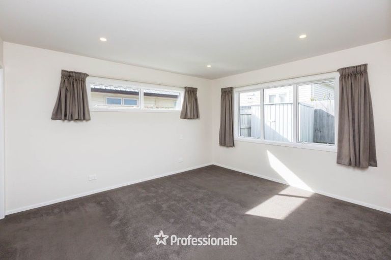 Photo of property in 3 Poulson Grove, Trentham, Upper Hutt, 5018