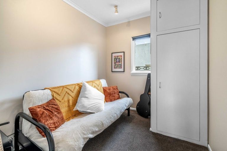 Photo of property in 17 Renfrew Street, Waikiwi, Invercargill, 9810