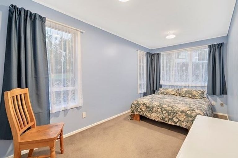 Photo of property in 43 Mack Place, Red Hill, Papakura, 2110