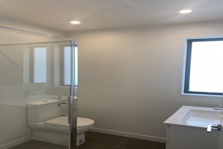 Photo of property in 1/170 Fraser Avenue, Johnsonville, Wellington, 6037