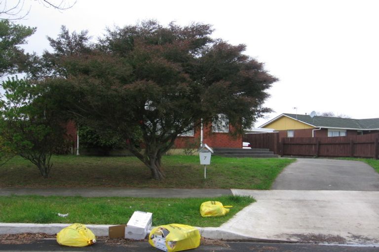 Photo of property in 7 Bryce Place, Kelvin Grove, Palmerston North, 4414