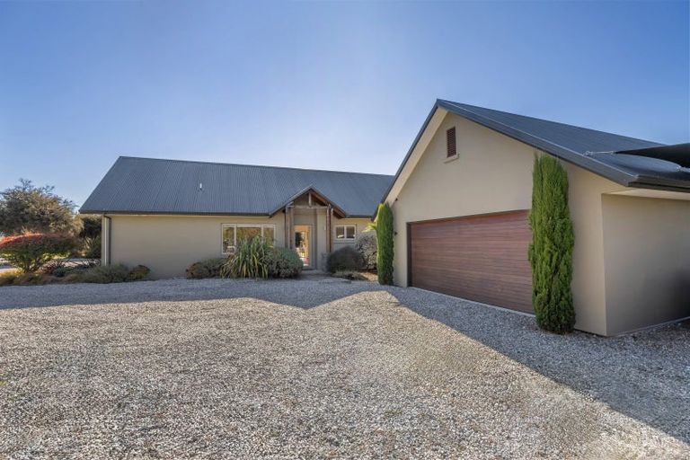 Photo of property in 916 Aubrey Road, Albert Town, Wanaka, 9305