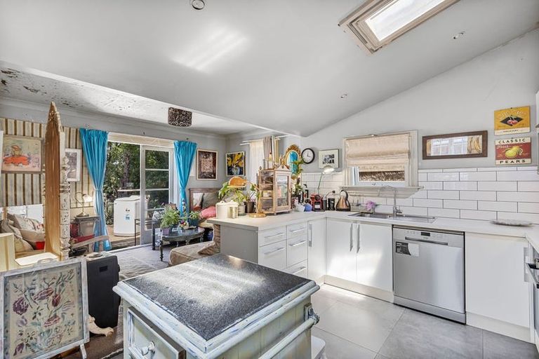 Photo of property in 40 Hargest Crescent, Sydenham, Christchurch, 8023