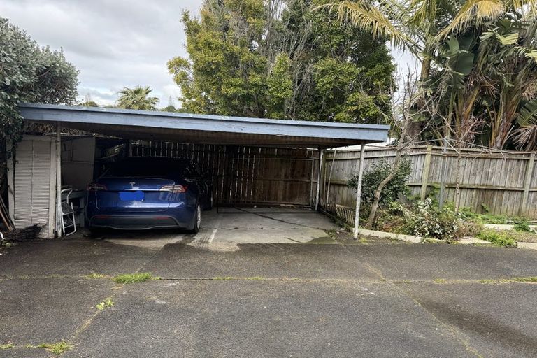 Photo of property in 1/14 Chequers Avenue, Glenfield, Auckland, 0629