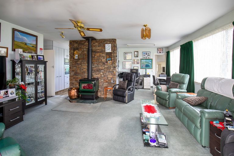 Photo of property in 116 Russell Street, Alexandra, 9320