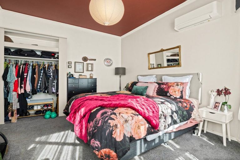 Photo of property in 4 Chaucer Street, Milton, 9220