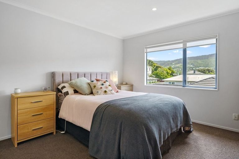 Photo of property in 3/7 Court Road, Tawa, Wellington, 5028