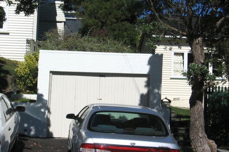 Photo of property in 26 Raumati Terrace, Khandallah, Wellington, 6035