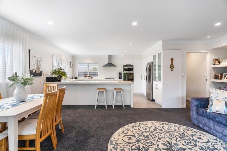 Photo of property in 27 Lynley Park Drive, Omokoroa, 3114