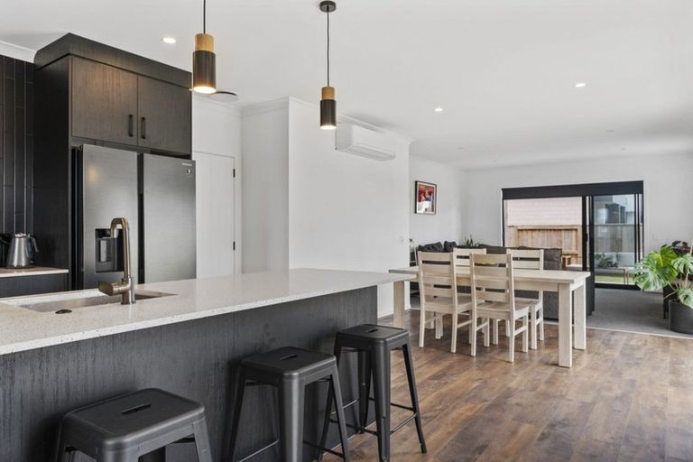 Photo of property in 1 Taniko Lane, Papamoa, 3118