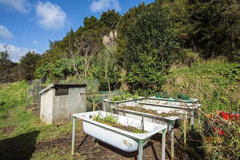 Photo of property in 74 Waiparera Road, Parua Bay, 0192