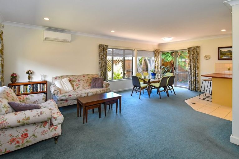 Photo of property in 28a Taka Street, Takanini, 2112