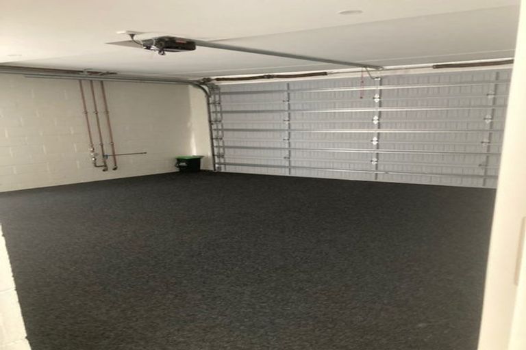 Photo of property in 108b Coronation Road, Hillcrest, Auckland, 0627