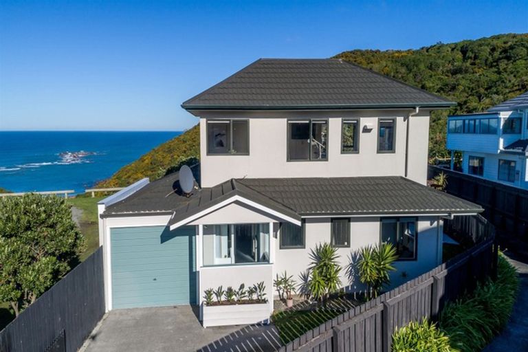 Photo of property in 34a Bowes Crescent, Strathmore Park, Wellington, 6022