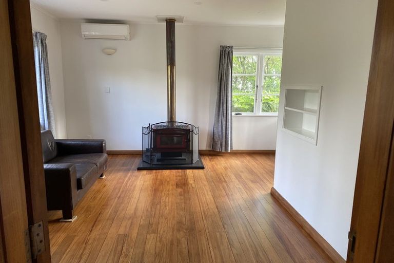 Photo of property in 16 Kaihuia Street, Northland, Wellington, 6012