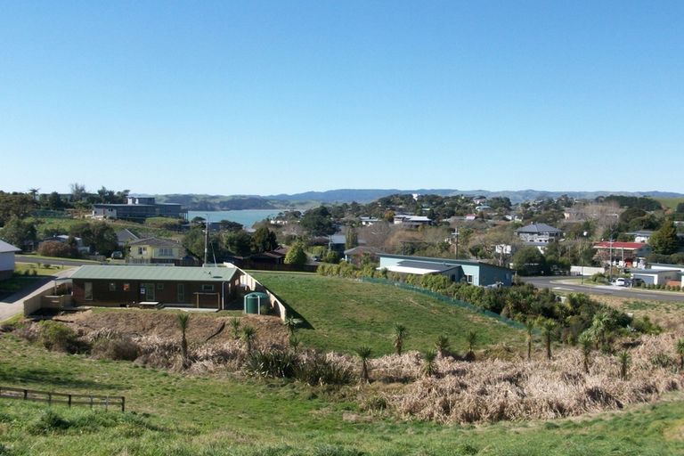 Photo of property in 14 Puka Place, Raglan, 3225