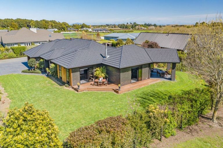 Photo of property in 35 Pinot Crescent, Ohau, 5570