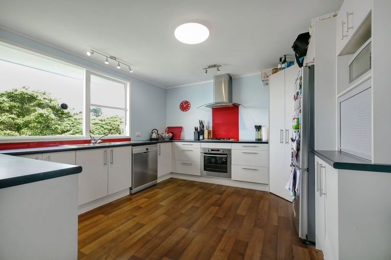 Photo of property in 39 Truscott Avenue, Johnsonville, Wellington, 6037