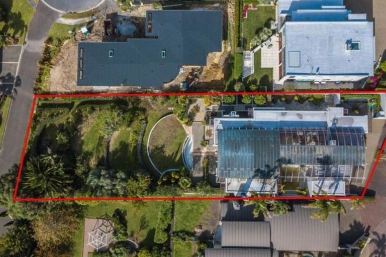 Photo of property in 20 Courtneys, West Harbour, Auckland, 0618