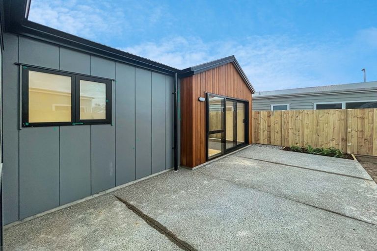 Photo of property in 10 Rotoiti Place, Paraparaumu, 5032