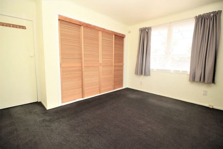 Photo of property in 133 Riverpark Crescent, Henderson, Auckland, 0610