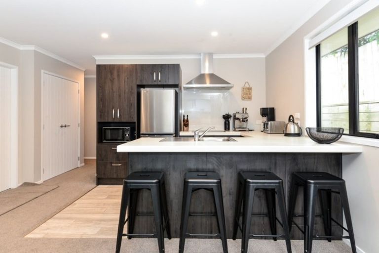 Photo of property in 4/144 Forest Lake Road, Forest Lake, Hamilton, 3200