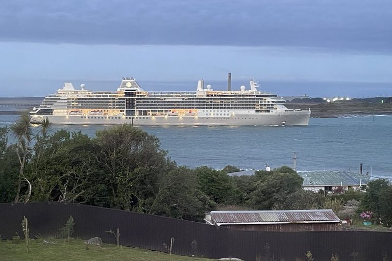 Photo of property in 3 Raymond Street, Bluff, 9814