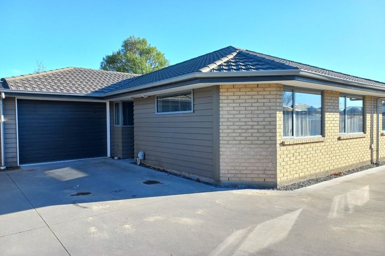 Photo of property in 2/13 Elizabeth Street, Riccarton, Christchurch, 8011