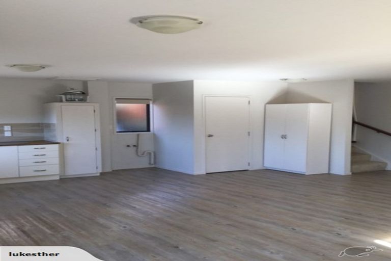 Photo of property in 19 Lastel Place, Shelly Park, Auckland, 2014