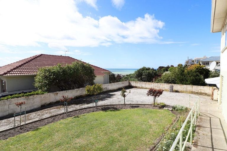 Photo of property in 65 Tyne Street, South Hill, Oamaru, 9400