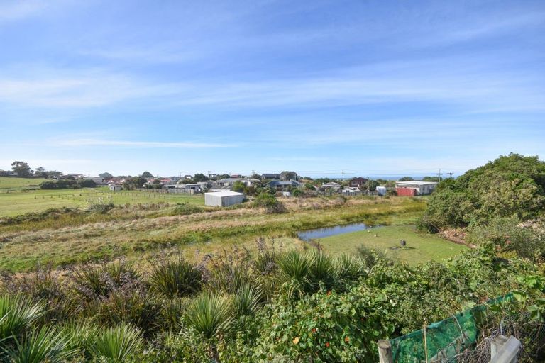 Photo of property in 23 Edna Street, Ocean View, Dunedin, 9035