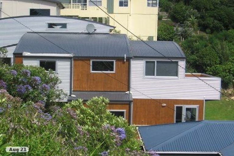 Photo of property in 100e Karepa Street, Brooklyn, Wellington, 6021