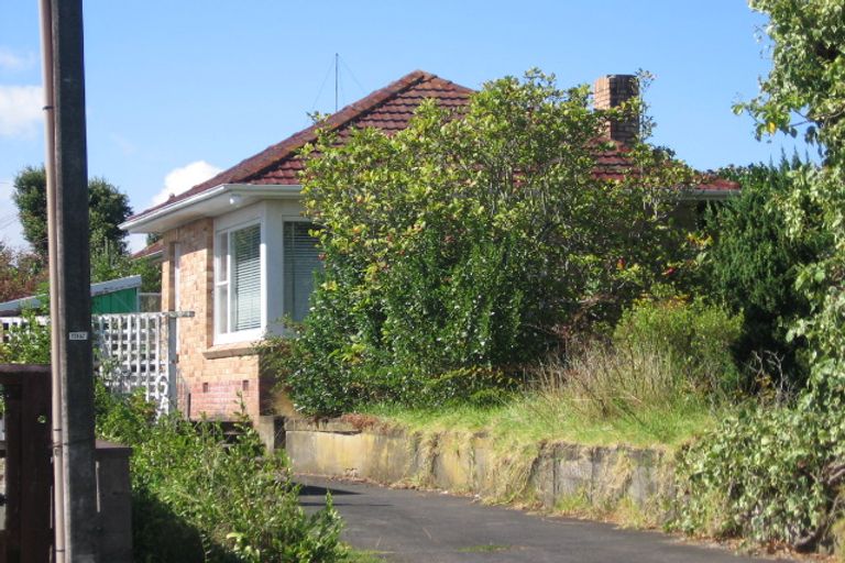 Photo of property in 21 Koromiko Street, New Lynn, Auckland, 0600