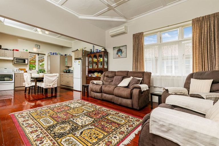 Photo of property in 53 Moa Road, Point Chevalier, Auckland, 1022