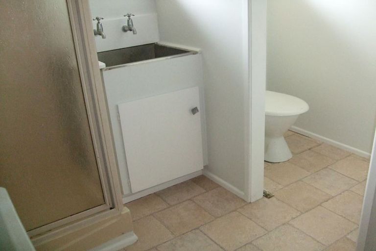 Photo of property in 1/78 Bentley Avenue, Glenfield, Auckland, 0629